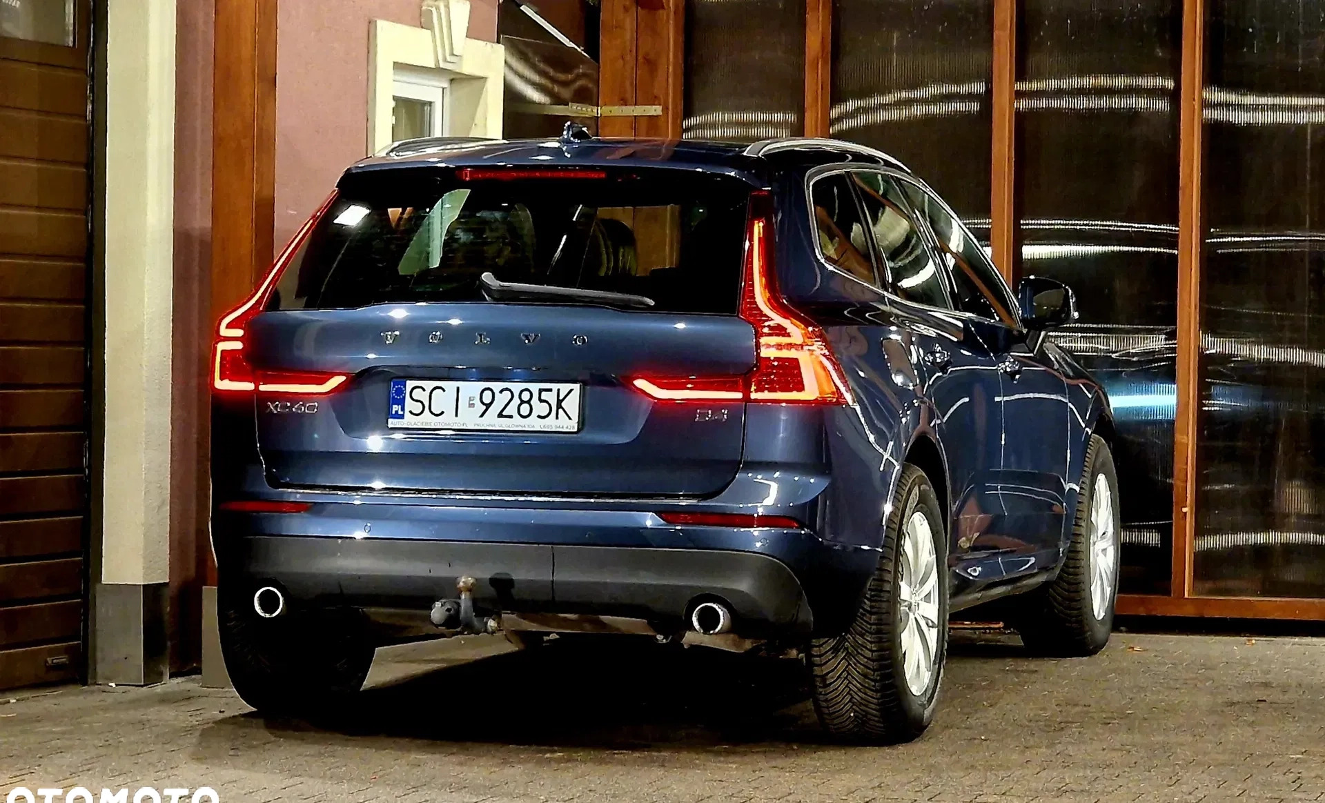 Volvo XC 60 cena 92999 przebieg: 250000, rok produkcji 2018 z Stary Sącz małe 667